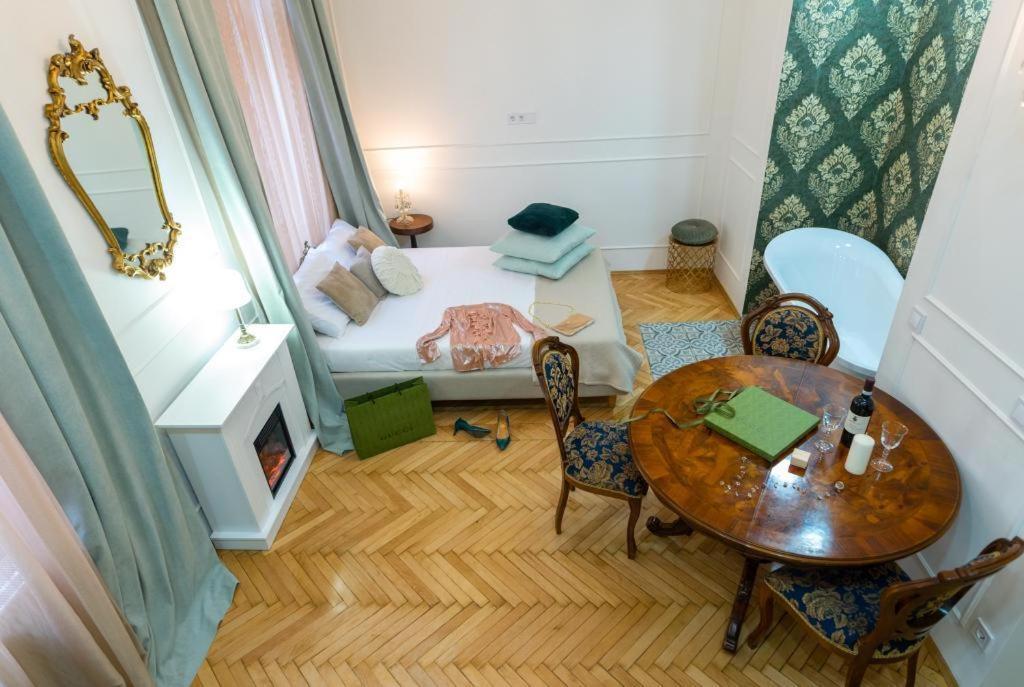 Regina Apartments On Kiraly Street Boedapest Buitenkant foto